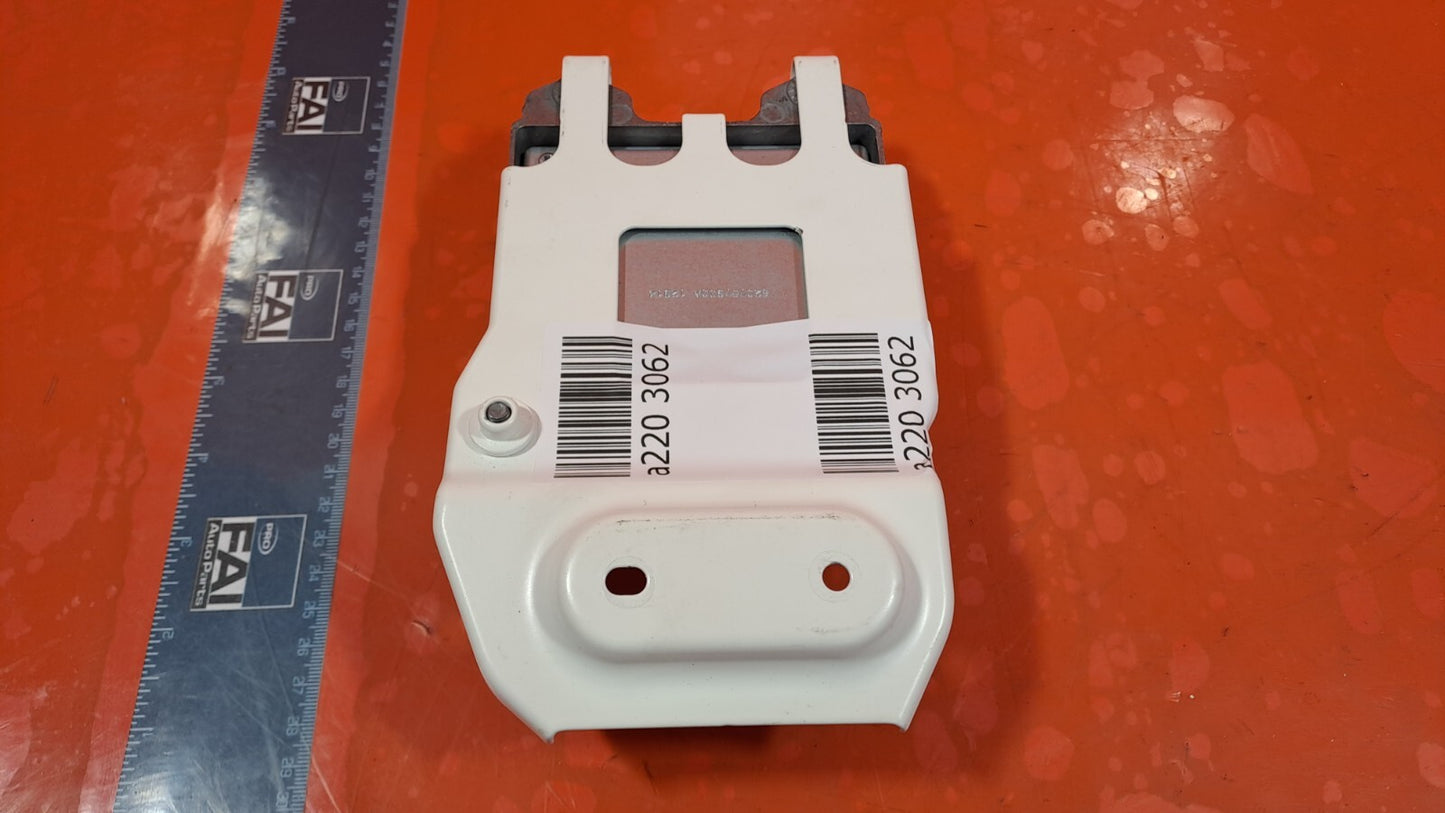 ✅LAND ROVER DISCOVERY 4 2015 3.0 DIESEL AIRBAG PEDESTRIAN CONTROL MODULE A220 - Image 9