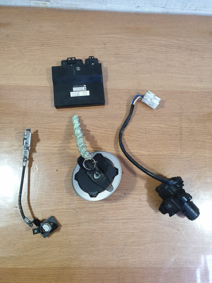 ✅2019 KAWASAKI EX650 NINJA PETROL COMPLETE LOCK WITH KEY 21175-1176 + WARRANTY - Image 1