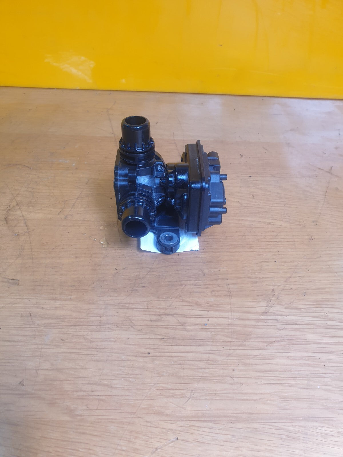 ebay-src:https://i.ebayimg.com/00/s/mtywmfgxmjaw/z/newaaoswh8hmbejf/$_57.jpg