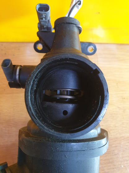 ✅2012 Range Rover Evoque L538 2.2 Diesel Thermostat Housing G4D3-8575-BC A127 - Image 8