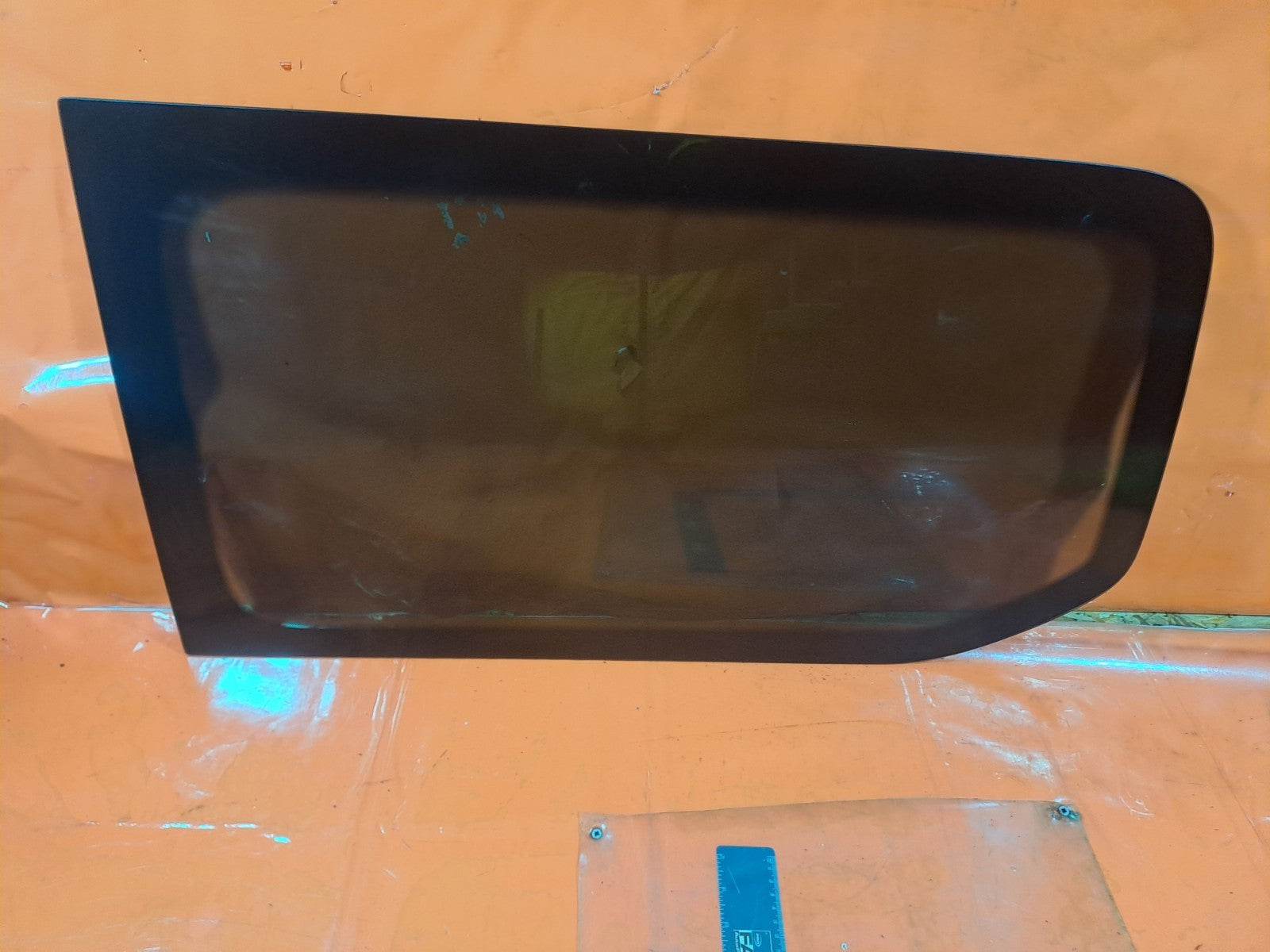 ✅FORD GRAND TOURNEO CONNECT VW CADDY 2024 REAR LEFT QUARTER SIDE GLASS A341 - Image 3