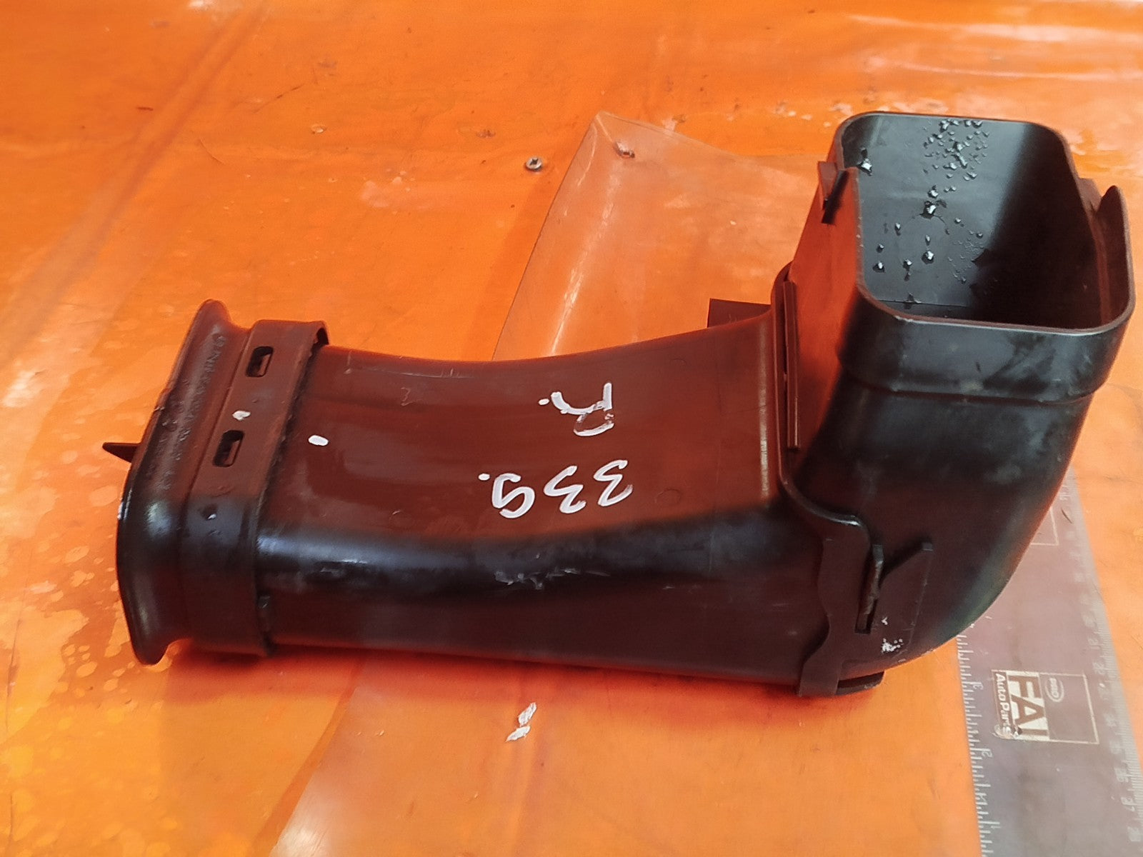 ✅BMW F22 218I SPORT 1.5 PETROL 2016 AIR INTAKE DUCT PIPE 7597584 Warranty A339 - Image 4
