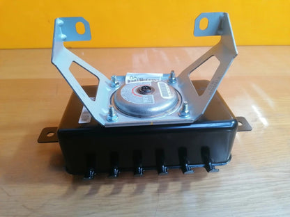 ebay-src:https://i.ebayimg.com/00/s/mtiwmfgxnjaw/z/c2gaaeswqmdqdcef/$_57.jpg