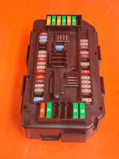 ✅2015 BMW 4 SERIES F33 M SPORT FUSE RELAY BOX 9389068 + WARRANTY A367 - Image 2