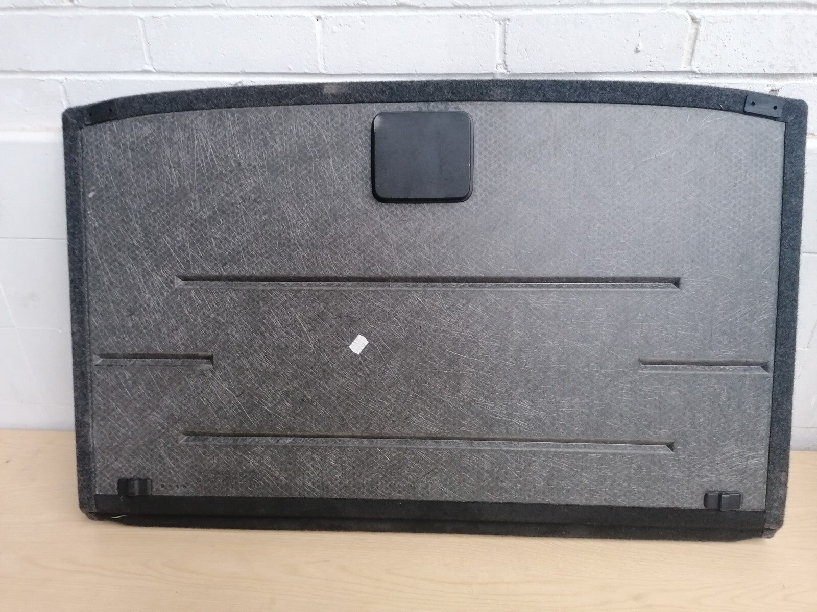 VW POLO 1.2 PETROL 2014 BOOT FLOOR CARPET 6R0858855B - Image 4