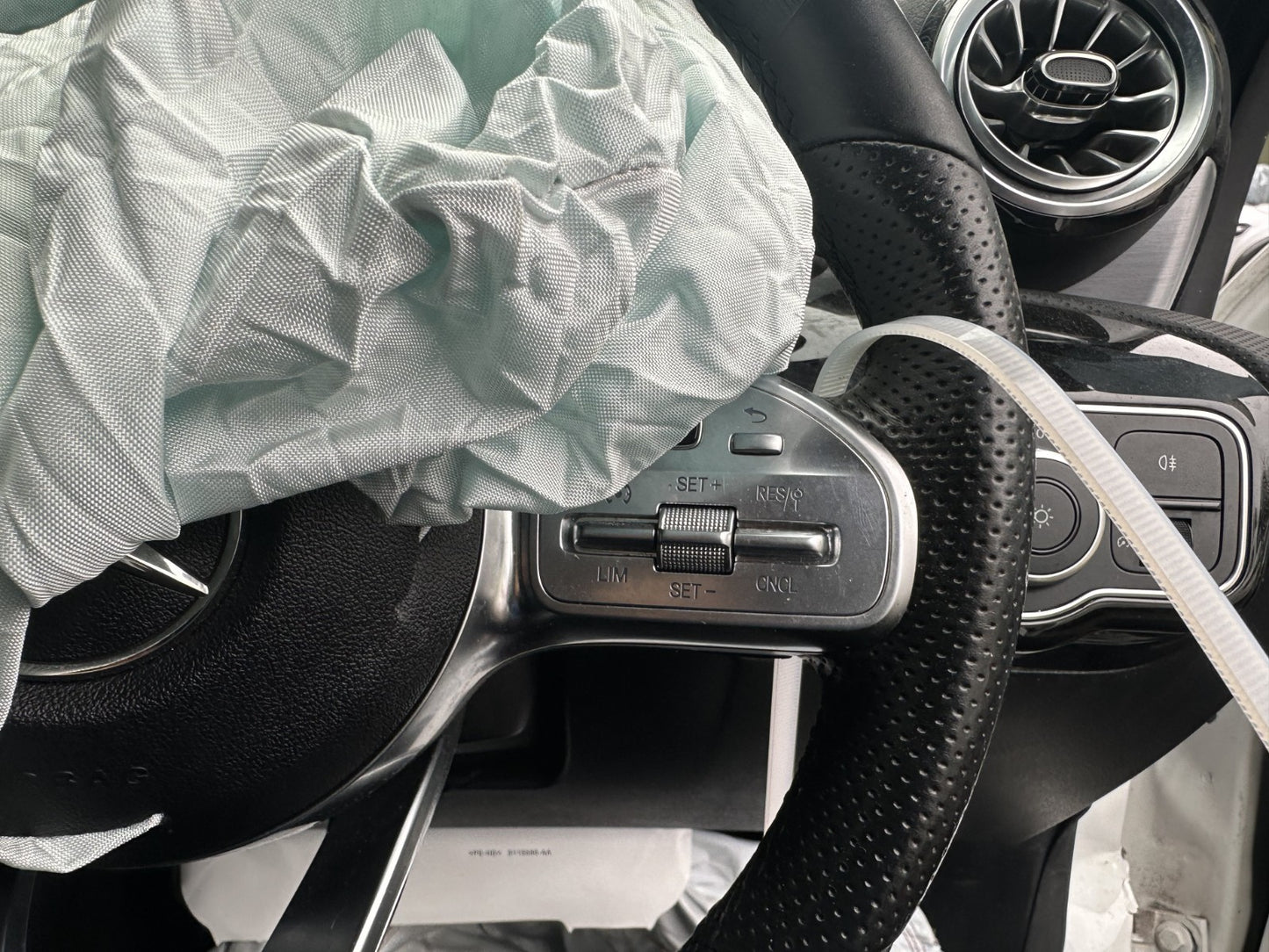 ✅2022 Mercedes CLA W118 AMG Line Steering Wheel A0004604602 + Warranty A374 - Image 4