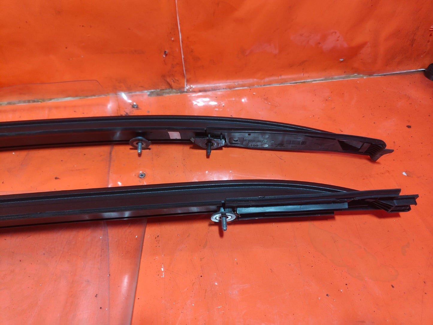 ebay-src:https://i.ebayimg.com/00/s/mtiwmfgxnjaw/z/adyaaesweanpapcs/$_57.jpg