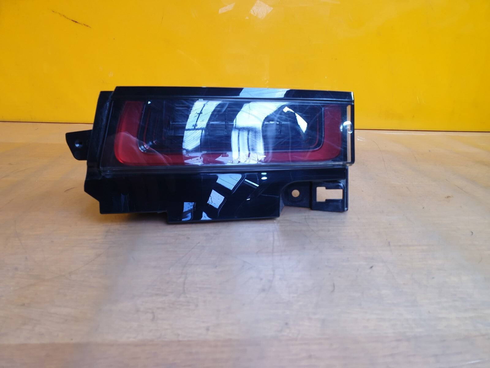 ✅2022 RANGE ROVER EVOQUE L551 REAR RIGHT INNER TAIL LIGHT K8D213A420AD +WARRANTY - Image 4