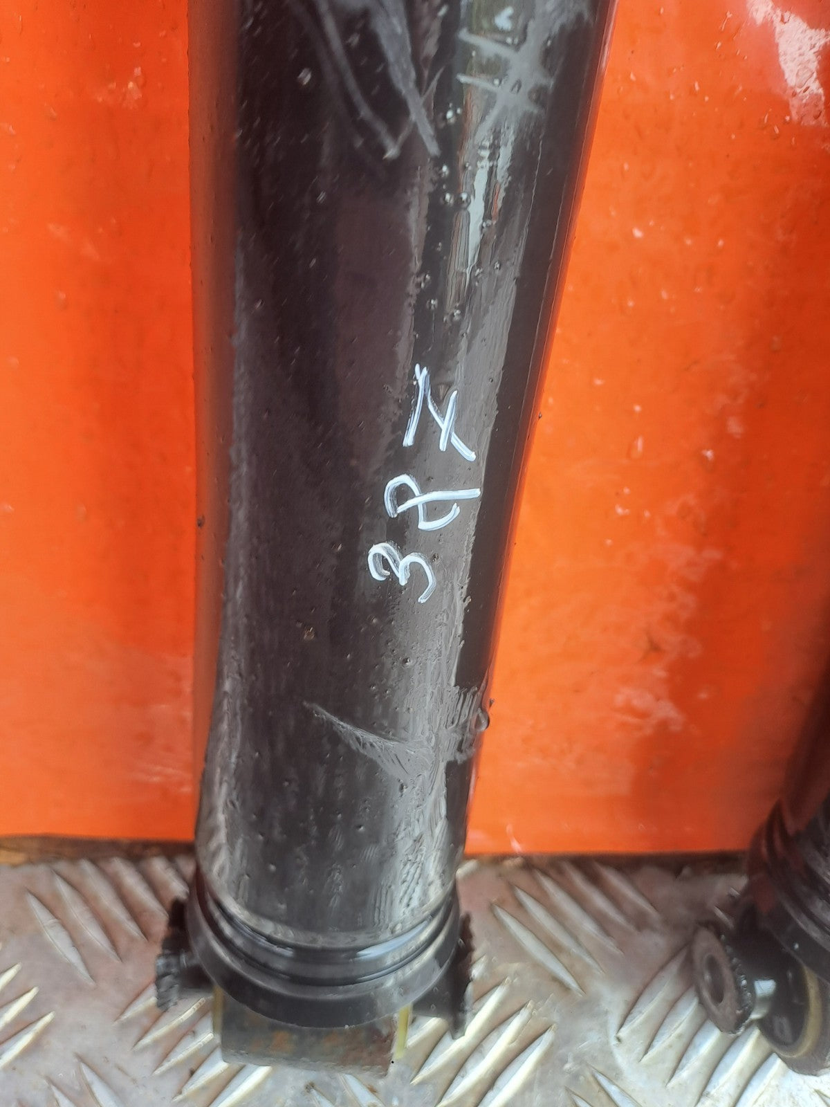 Renault Megane MK4 1.3 Petrol 2019 Rear Shock Absorbers Pair 562101385R Warranty - Image 10