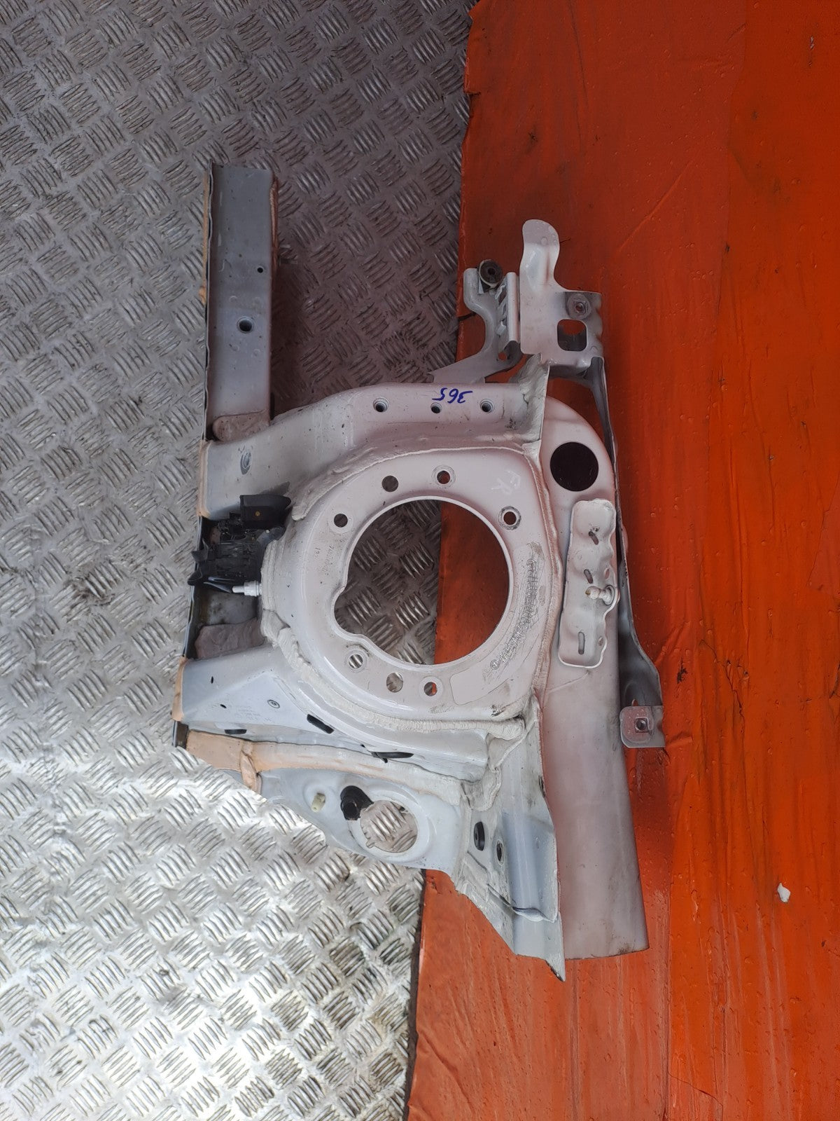 ebay-src:https://i.ebayimg.com/00/s/mtywmfgxmjaw/z/2ugaaeswgdjqirmo/$_57.jpg