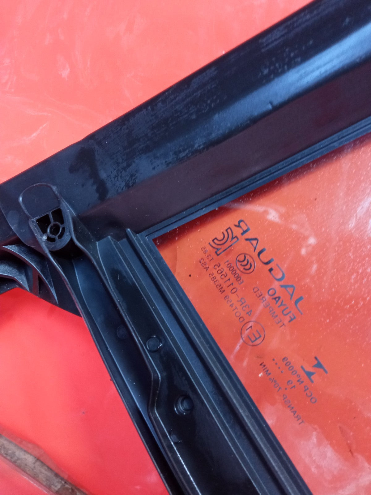 ✅Jaguar I-Pace Ev400 X590 2020 Rear Right Door Quarter Window 43R-011565 A375 - Image 12