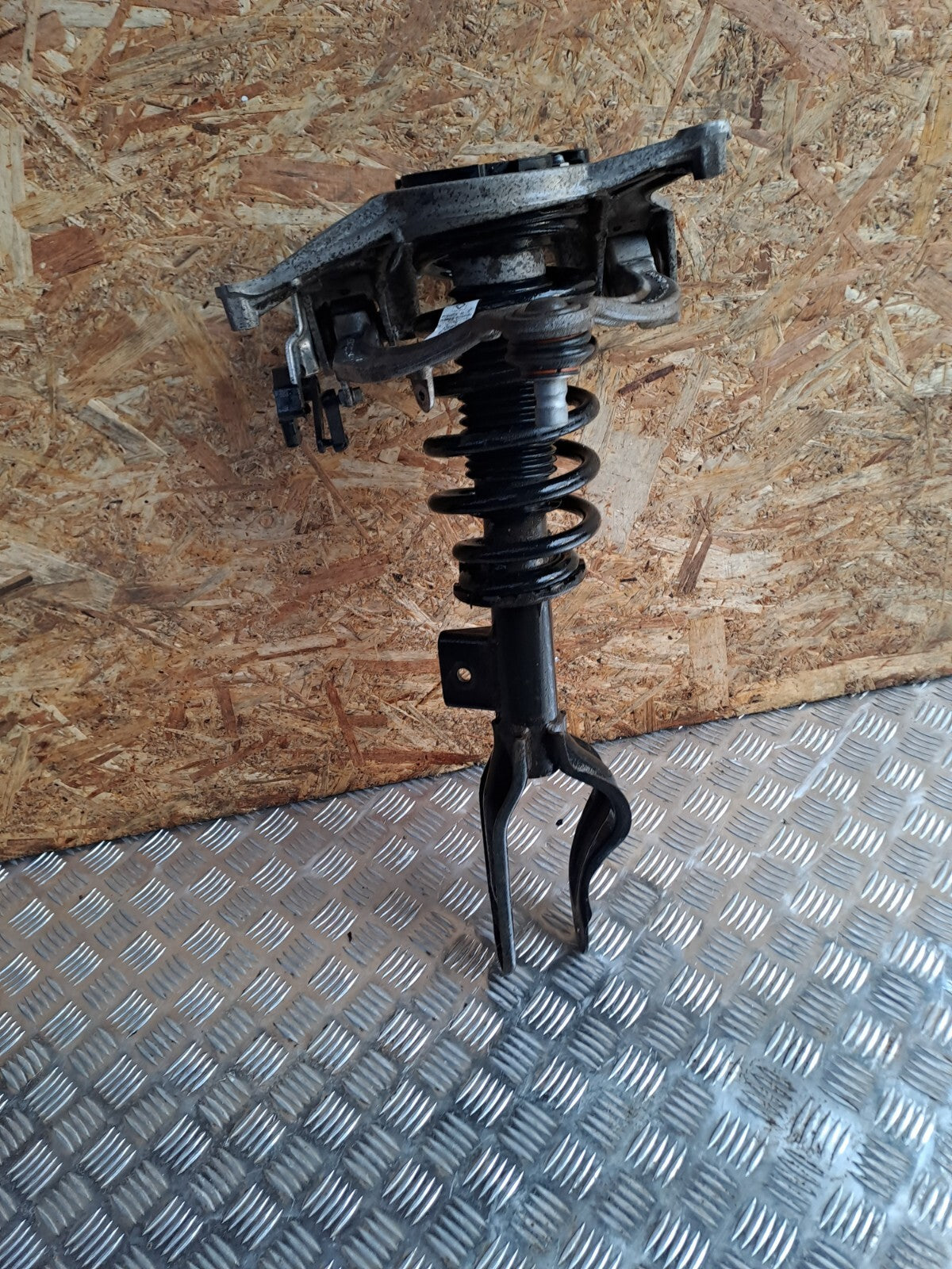 ebay-src:https://i.ebayimg.com/00/s/mtywmfgxmjaw/z/cr8aaoswx2zn8pih/$_57.jpg