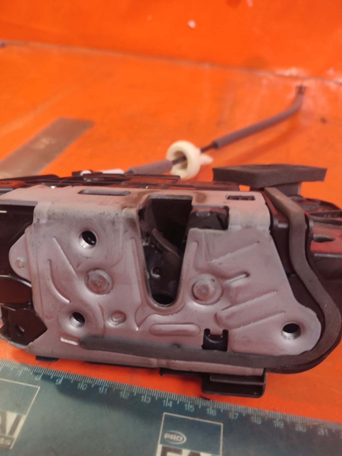 ✅2023 CUPRA BORN V2 EV FRONT RIGHT DOOR LOCK 5TC837016D + WARRANTY A272 - Image 7
