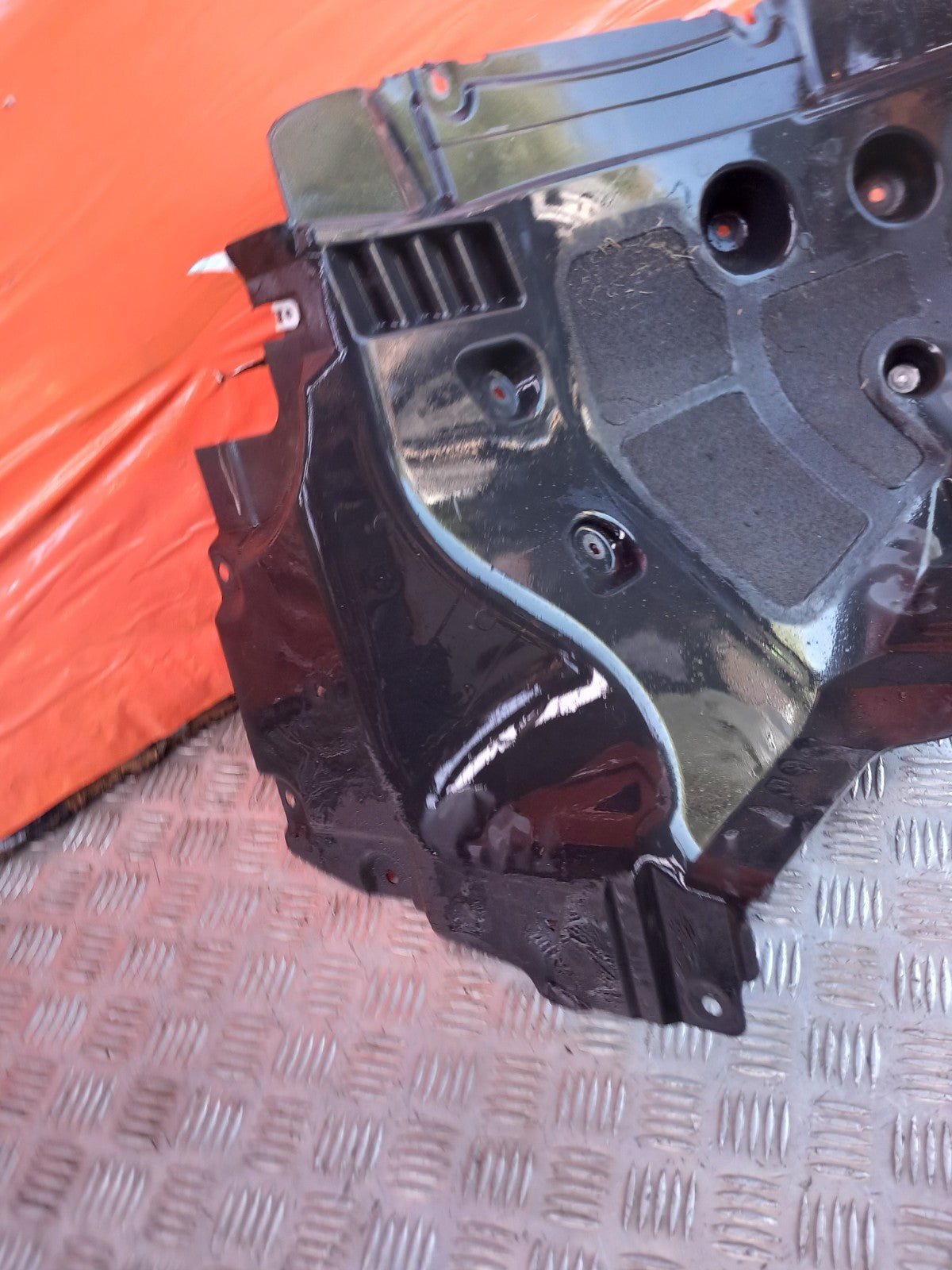 2025 BMW X5 G05 Front Right Arch Liner Rear 7424908 Warranty A398 - Image 10