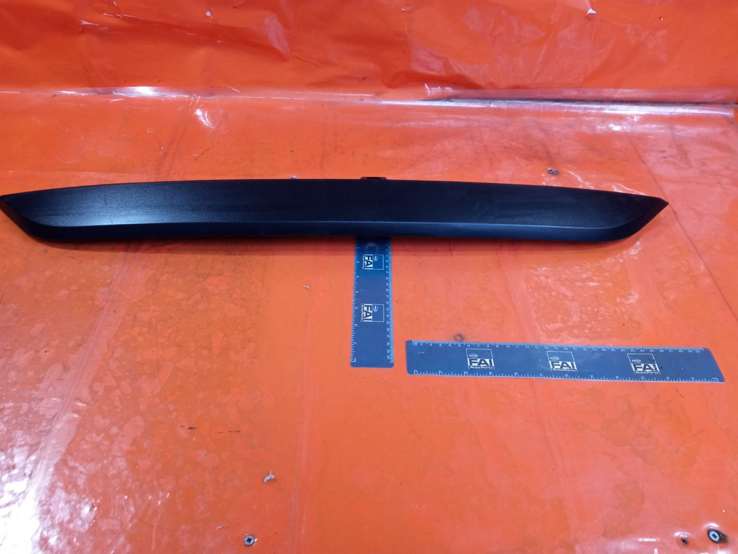 ✅2024 Dacia Duster Journey Tailgate Lift Handle 908129113R + Warranty A364 - Image 2