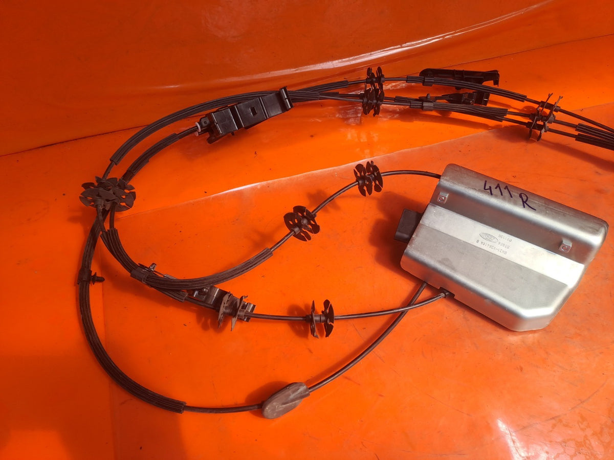 ebay-src:https://i.ebayimg.com/00/s/mtiwmfgxnjaw/z/pviaaeswwixqhuov/$_57.jpg