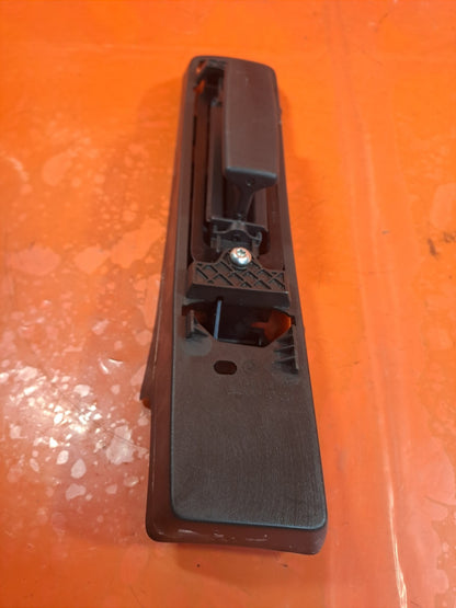 ebay-src:https://i.ebayimg.com/00/s/mtywmfgxmjaw/z/ymaaaeswiarpjzla/$_57.jpg