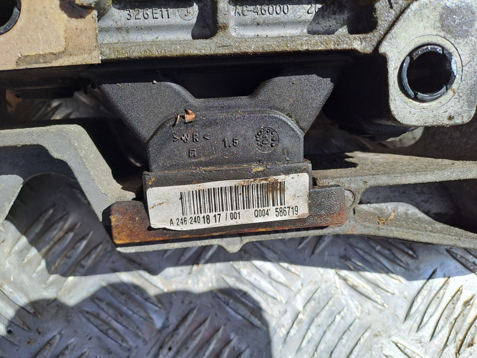 ✅MERCEDES B180 W246 1.8 DIESEL 2012 ENGINE MOUNT A2462401817 Warranty A299 - Image 4