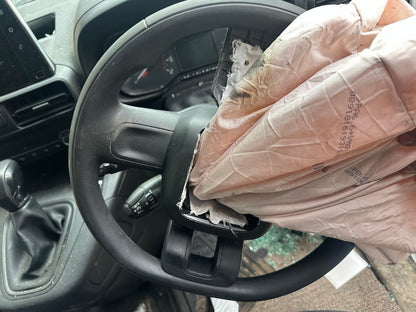 ✅Citroen Berlingo 650 1.5 Diesel 2020 Steering Wheel Warranty A381 - Image 2