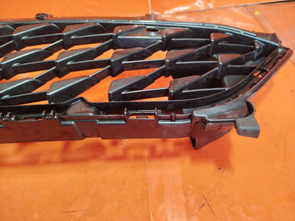 ✅CUPRA BORN V2 Ev 2023 FRONT BUMPER GRILL 10E853949C 10E853950C Warranty A272 - Image 7