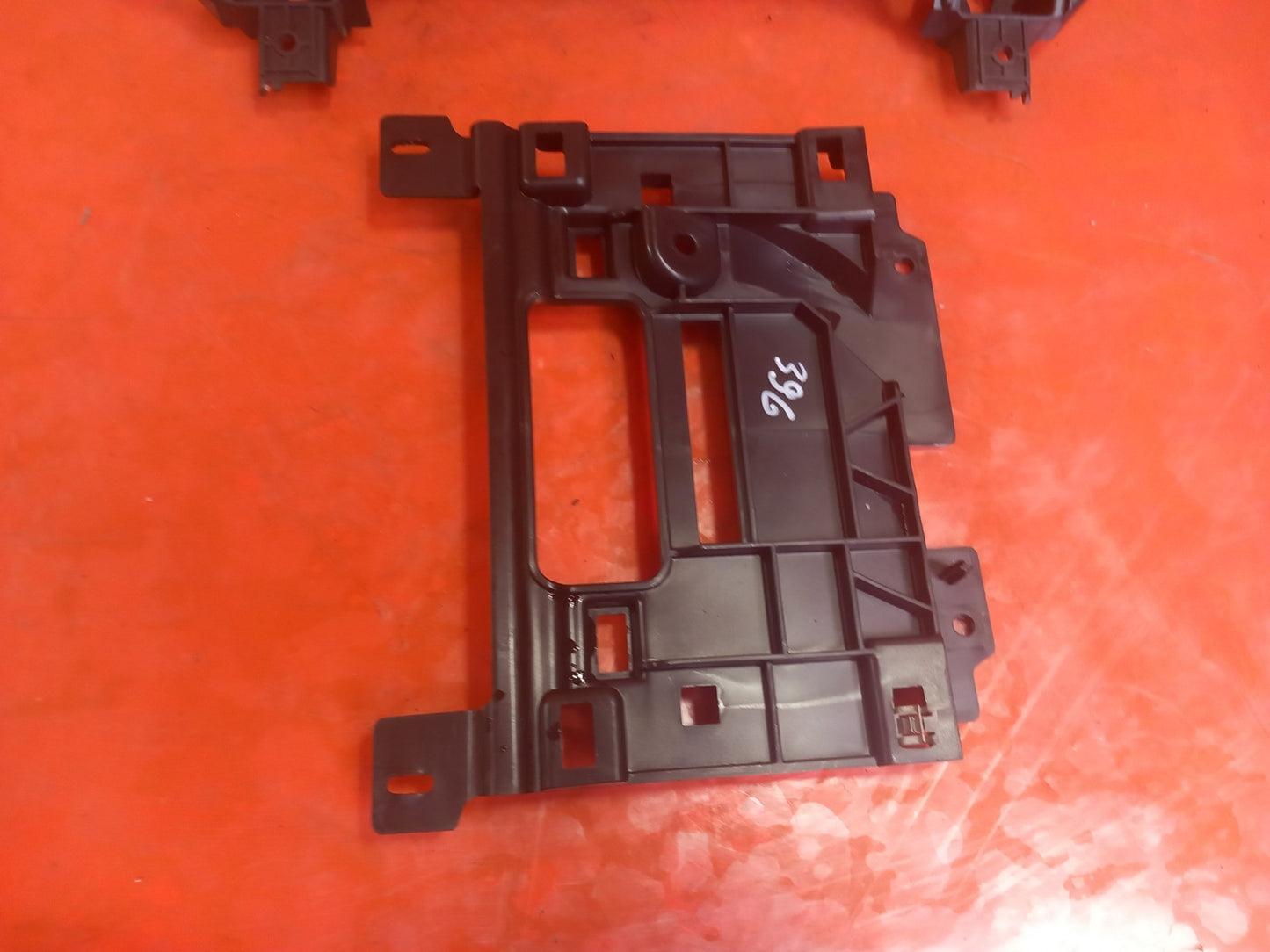 ebay-src:https://i.ebayimg.com/00/s/mtiwmfgxnjaw/z/m9maaeswwmbqoow3/$_57.jpg