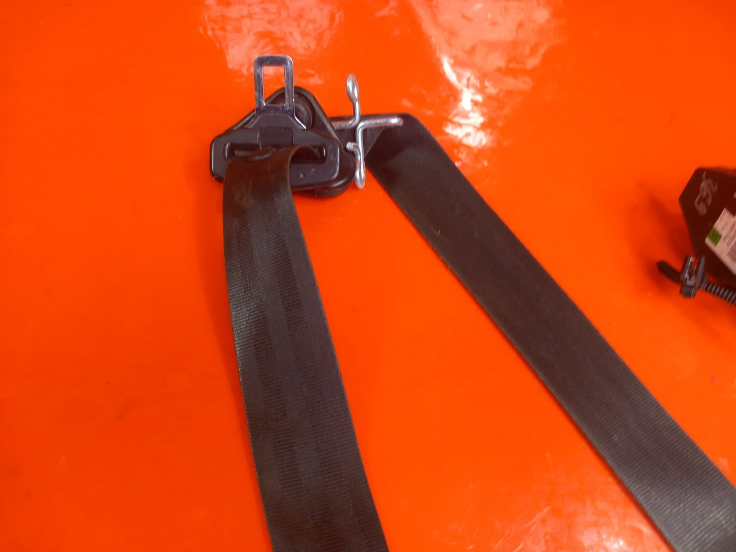 2017 Ford Transit Connect Seat Belt Front Right 620906500 Warranty A369 - Image 3