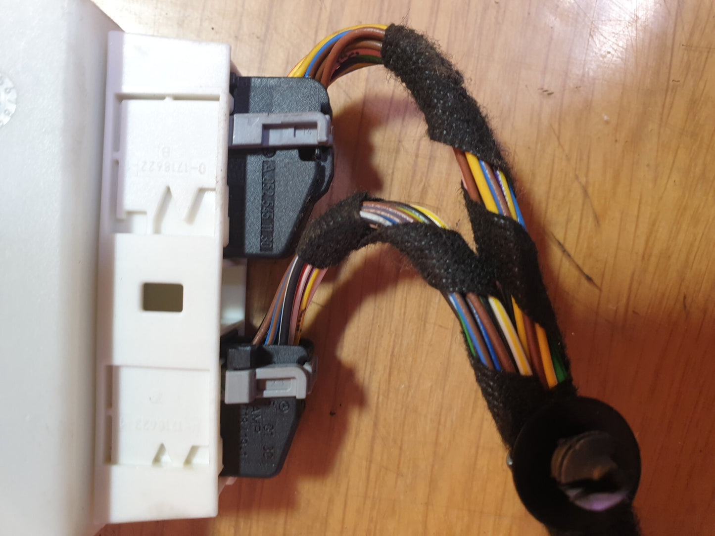 ebay-src:https://i.ebayimg.com/00/s/mtiwmfgxnjaw/z/efwaaoswztpmvgsk/$_57.jpg
