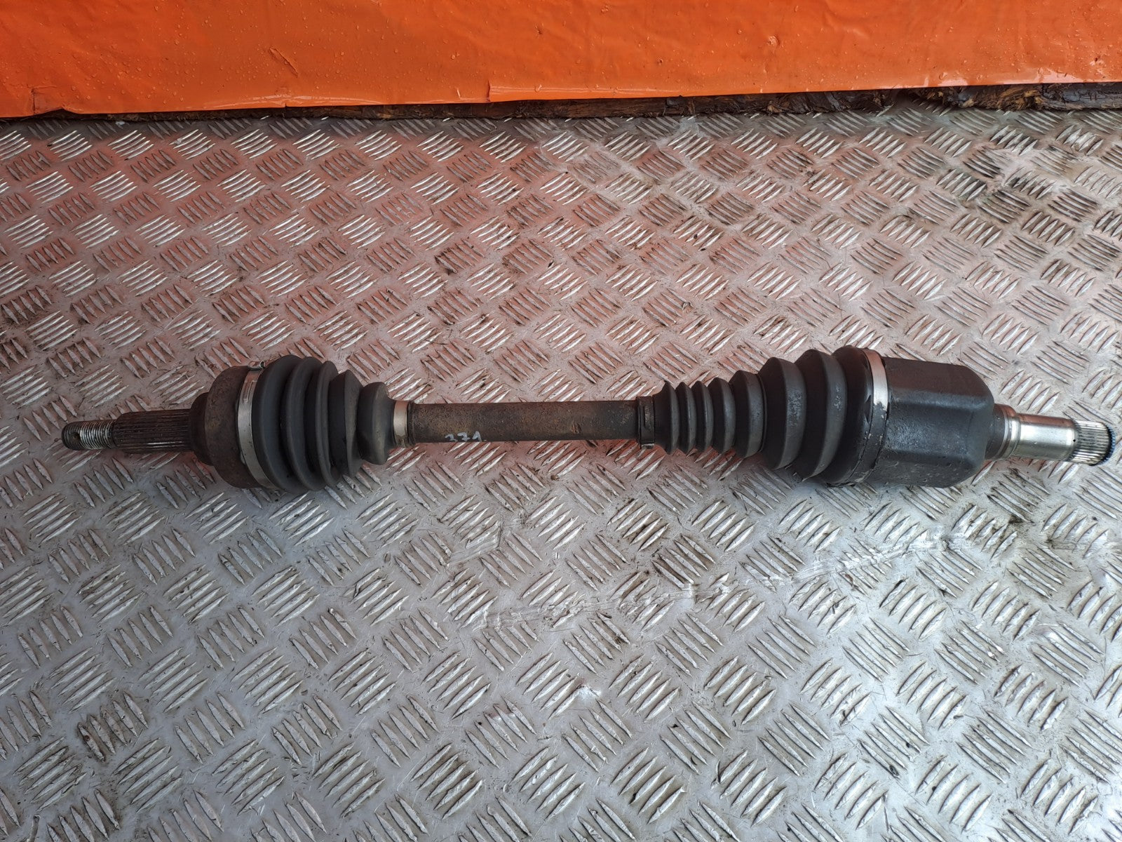 ebay-src:https://i.ebayimg.com/00/s/mtiwmfgxnjaw/z/kxmaaeswyjfqadd9/$_57.jpg