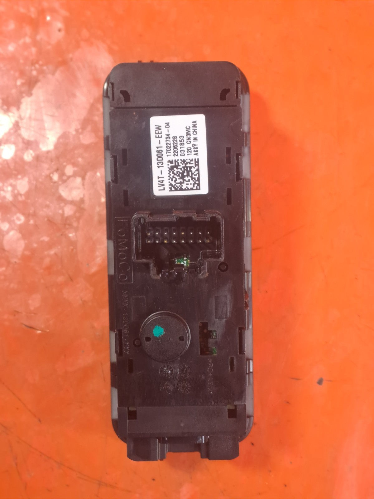 ebay-src:https://i.ebayimg.com/00/s/mtywmfgxmjaw/z/cgqaaeswxznplrer/$_57.jpg