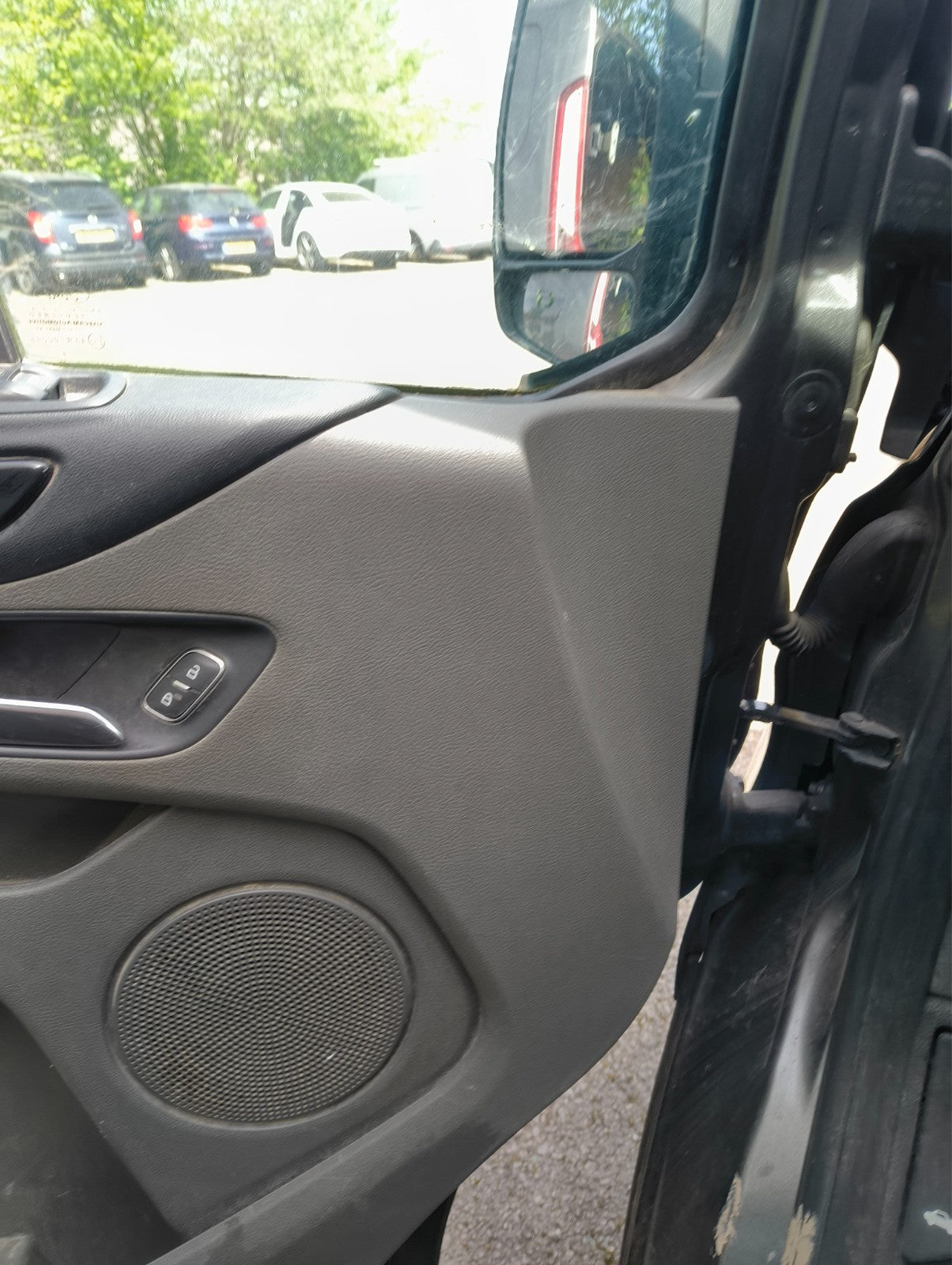 ✅2019 Ford Transit Custom Front Left Door Card Panel + Warranty A383 - Image 8