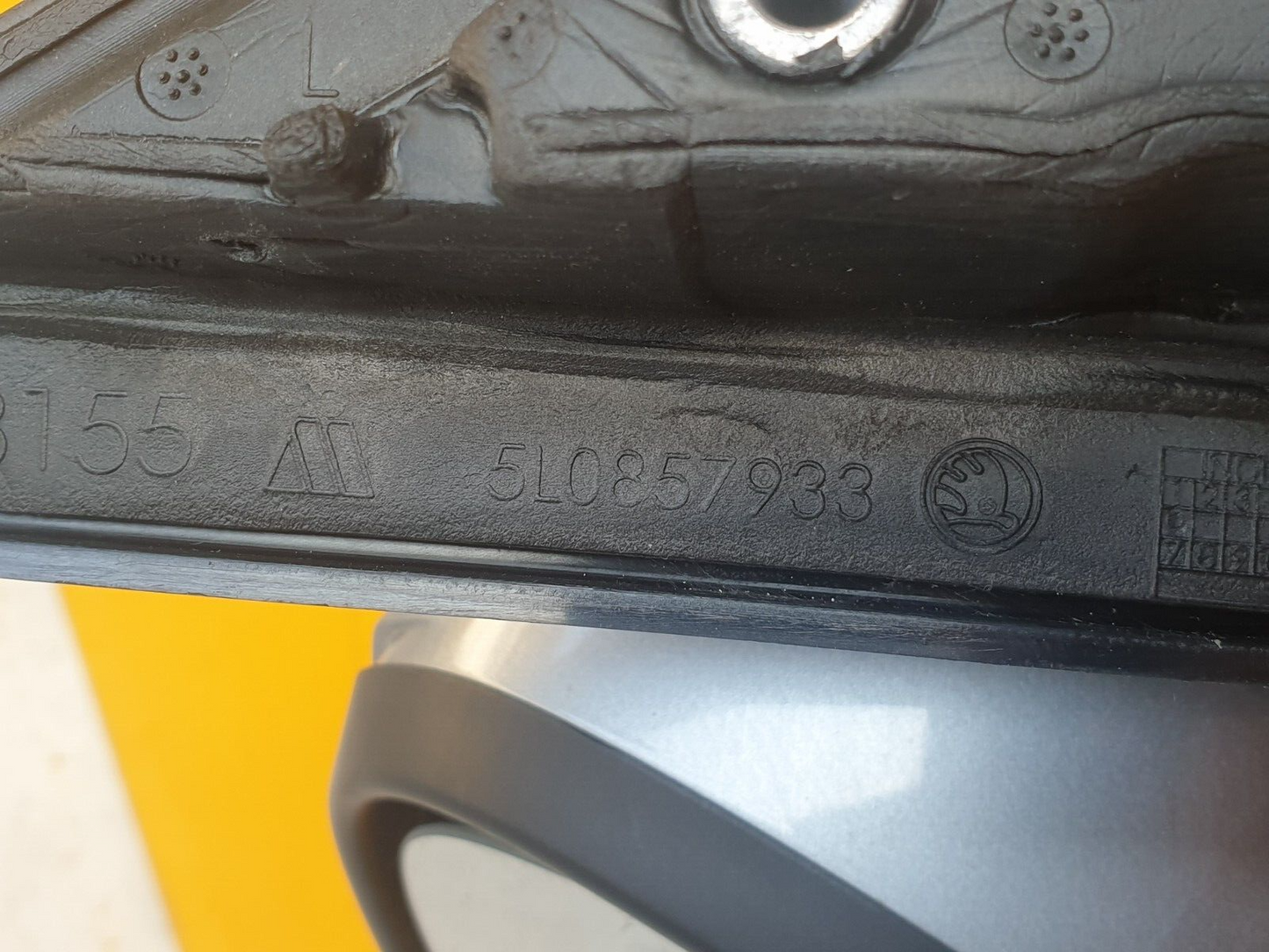 SKODA YETI 1.2 PETROL 2016 FRONT LEFT PASSENGER SIDE MIRROR 5L0857933 5L2857501 - Image 12