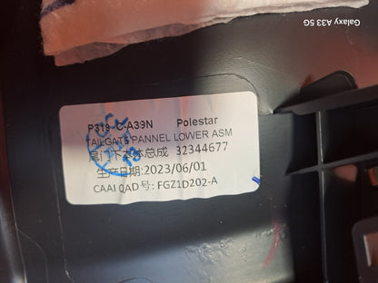 ✅POLESTAR 2 LONG RANGE 2023 TAILGATE PANEL TRIM 32344677 Warranty A312 - Image 10