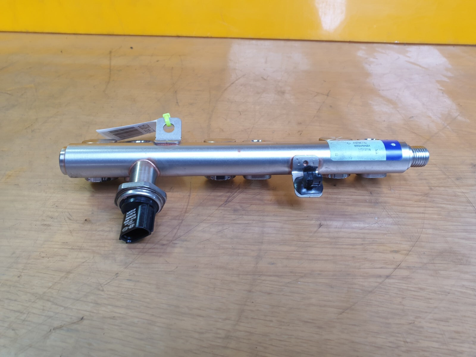 ebay-src:https://i.ebayimg.com/00/s/mtiwmfgxnjaw/z/rx0aaoswperml-c6/$_57.jpg