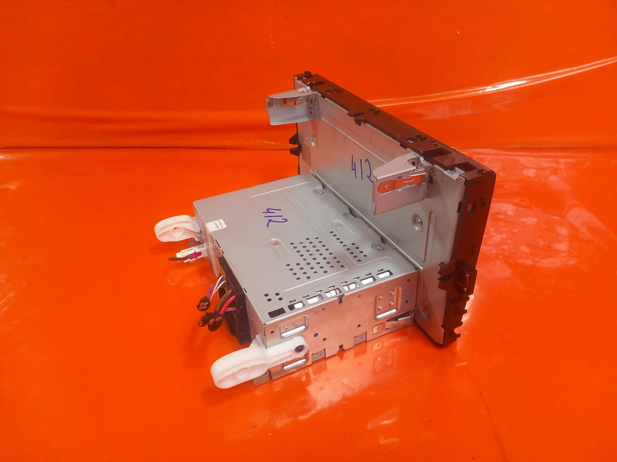 ebay-src:https://i.ebayimg.com/00/s/mtiwmfgxnjaw/z/tsoaaeswlcnqsqf7/$_57.jpg