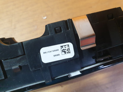 ebay-src:https://i.ebayimg.com/00/s/mtiwmfgxnjaw/z/2xaaaoswivzmcdh5/$_57.jpg