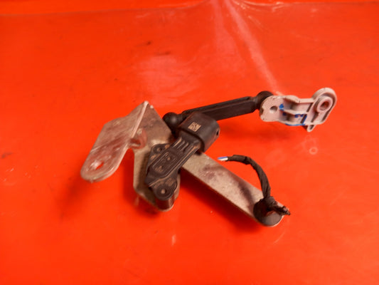 ebay-src:https://i.ebayimg.com/00/s/mtiwmfgxnjaw/z/87caaeswylfqwbms/$_57.jpg