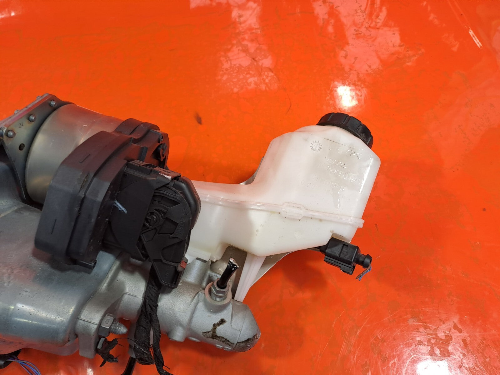 CUPRA LEON VZ2 1.4 PETROL 2023 BRAKE SERVO CYLINDER 5WC614105BA 0204850659 A227 - Image 12