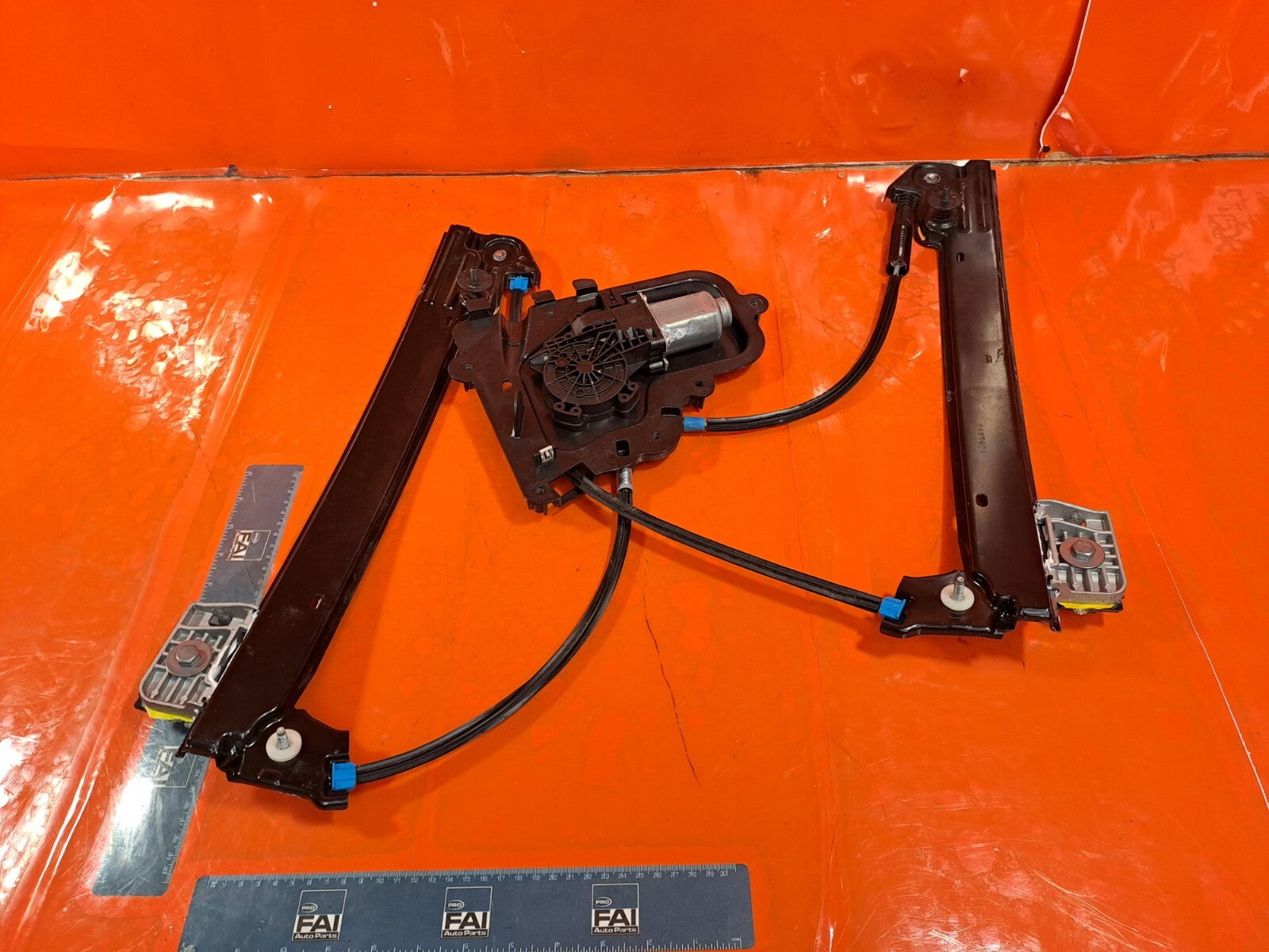 ebay-src:https://i.ebayimg.com/00/s/mtiwmfgxnjaw/z/ckuaaoswmh5n8o7e/$_57.jpg
