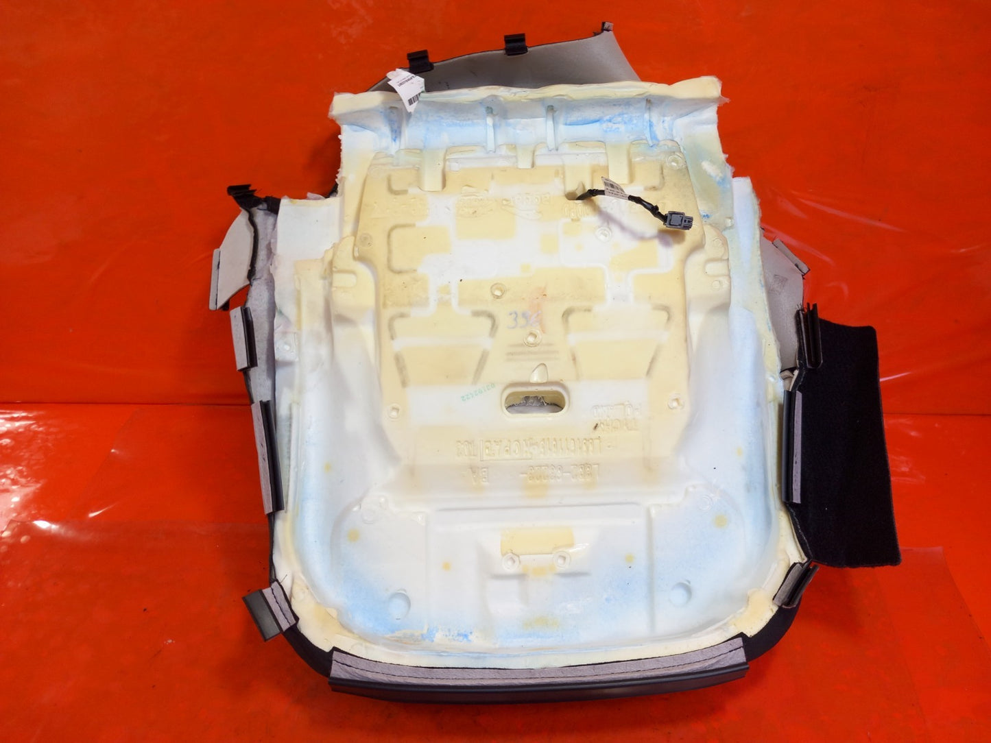 Land Rover Defender L663 3.0 Diesel 2025 Front Left Seat Base L8B263223BA A396 - Image 6