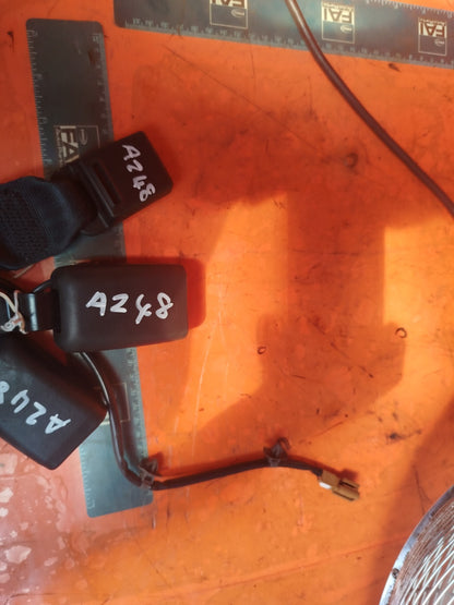 ✅HYUNDAI TUCSON MK4 1.6 PETROL 2023 REAR RIGHT & LEFT SEAT BELT BUCKLE CATCH - Image 3