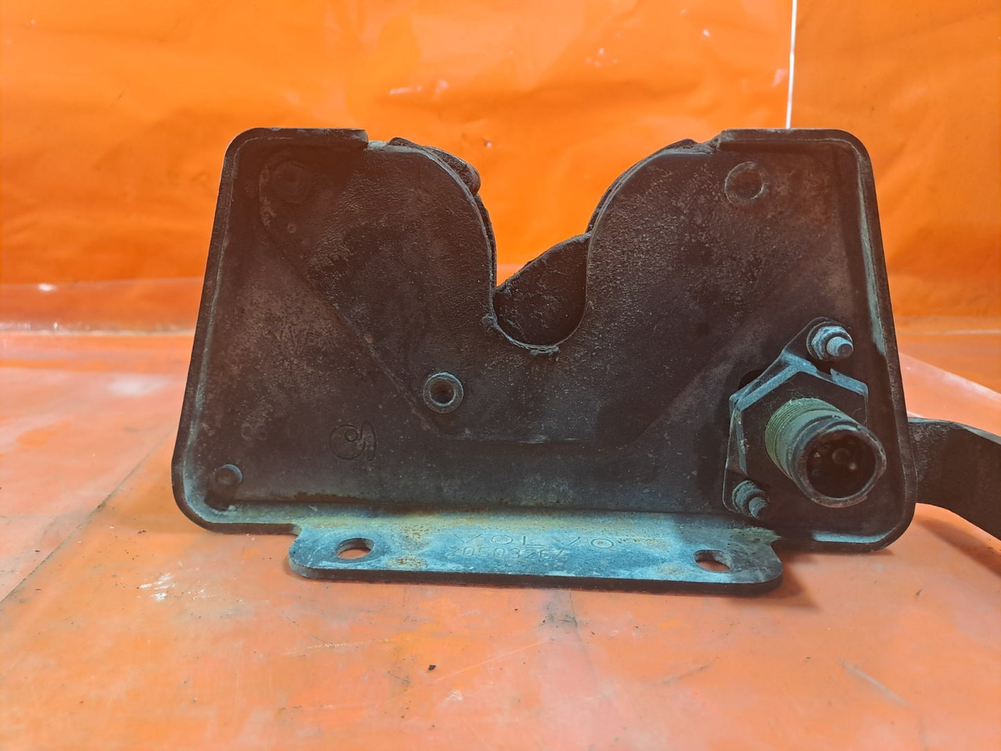 ebay-src:https://i.ebayimg.com/00/s/mtiwmfgxnjaw/z/cd8aaeswlj9poud3/$_57.jpg