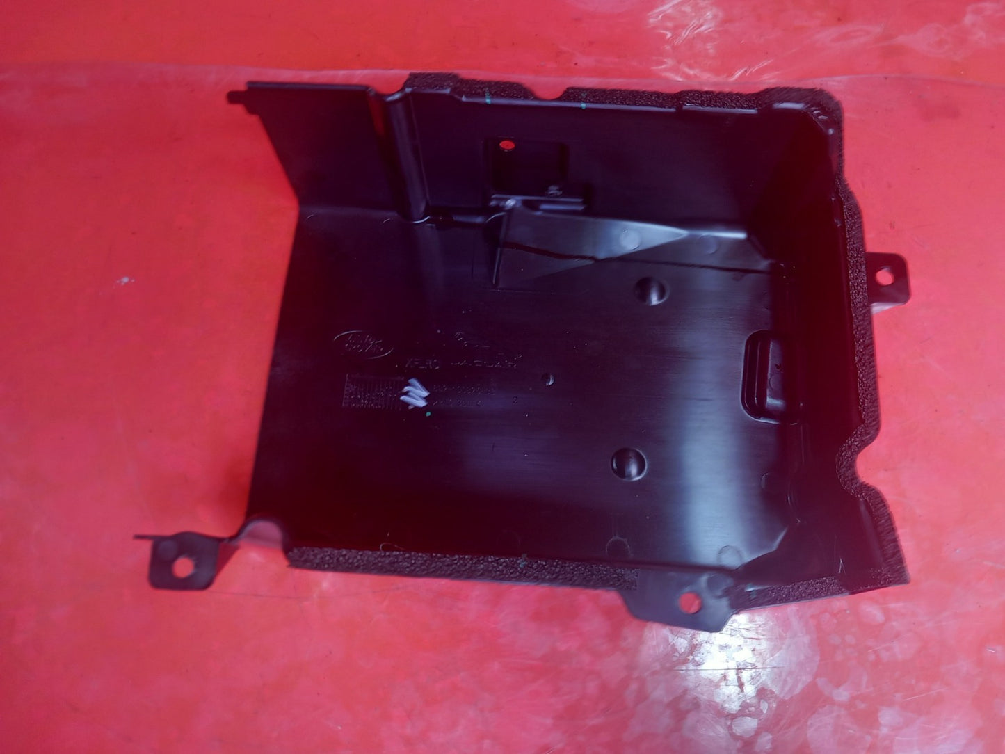 2025 Land Rover Defender L663 Battery Case L8B2-10C826-BC Warranty A396 - Image 6