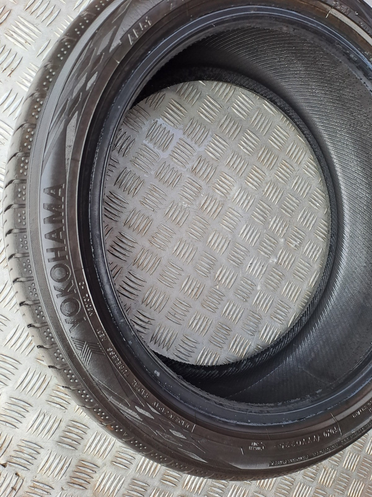 ✅YOKOHAMA TYRE 215/45 R18 + WARRANTY xAA - Image 3