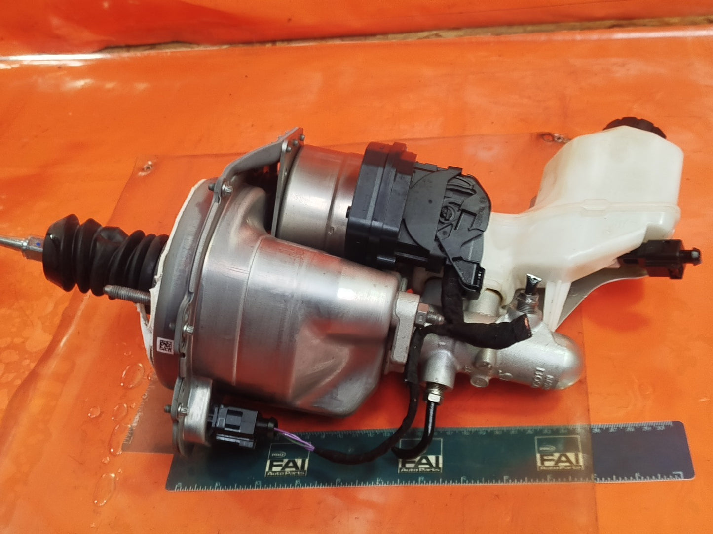 ebay-src:https://i.ebayimg.com/00/s/mtiwmfgxnjaw/z/ovaaaeswmhlpfild/$_57.jpg