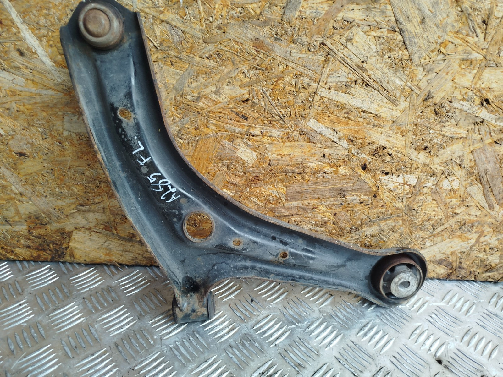 ✅FORD B-MAX TITANIUM 1.0 PETROL 2014 FRONT LEFT WISHBONE CONTROL ARM Warranty - Image 7