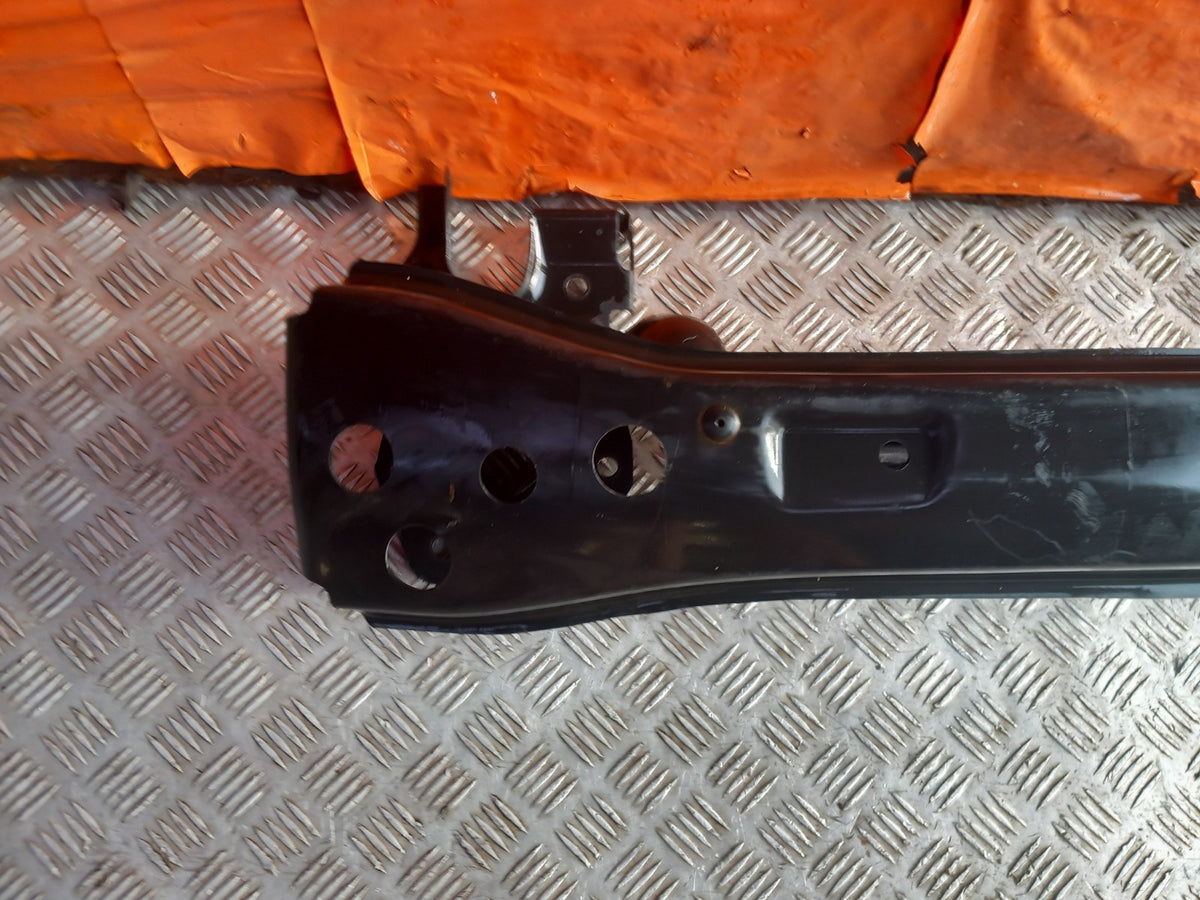 VW Transporter T30 2.0 Diesel 2021 Front Bumper Reinforcement Crash Bar A410 - Image 5
