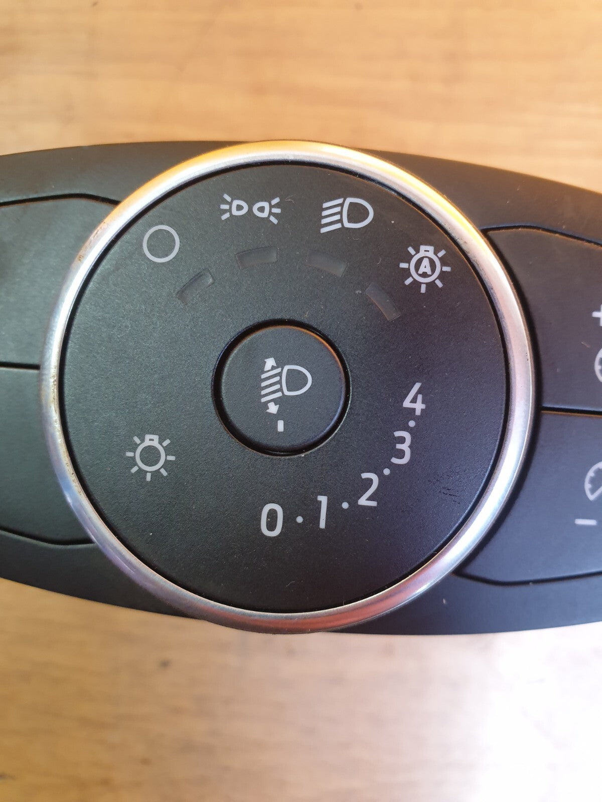 ✅2018 FORD FIESTA MK8 HEADLIGHT FOG LIGHT CONTROL SWITCH H1BT-13D061-AC A178 - Image 3