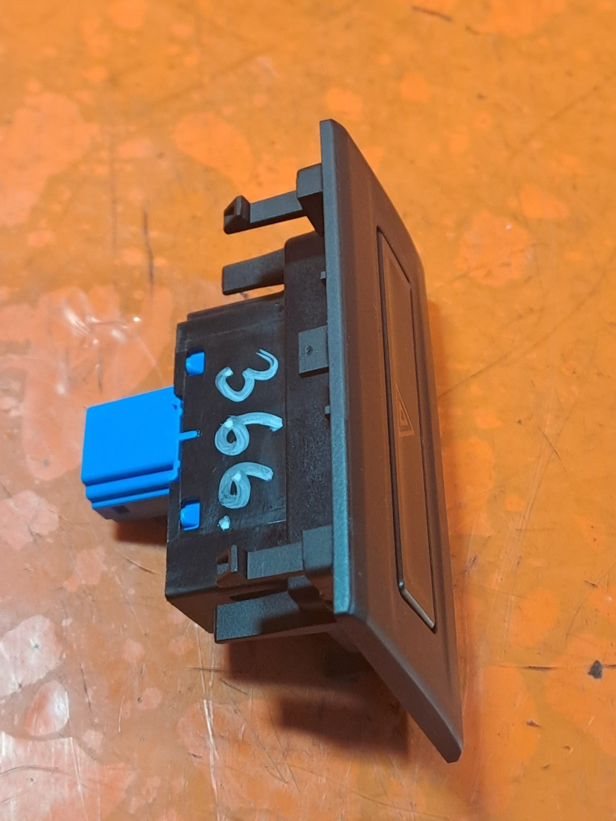 ✅FORD TOURNEO CONNECT VW CADDY 2.0 DIESEL 2024 HAZARD SWITCH 2K7919221A Warranty - Image 6