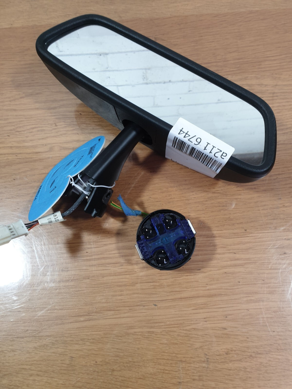 MERCEDES B CLASS W246 1.8 DIESEL 2012 REAR VIEW MIRROR & RAIN SENSOR A2469017100 - Image 4