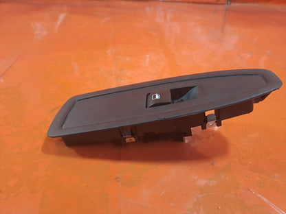 ✅BMW 118D F20 2.0 Diesel 2015 Front Left Door Window Switch 9208107 Warranty - Image 5